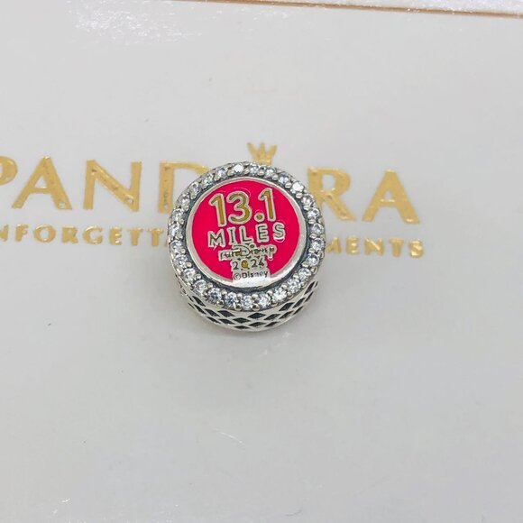 ✨🔥Disney RunDisney Pandora Princess Half Marathon Weekend 13.1 Tiana.Charm - Picture 2 of 5